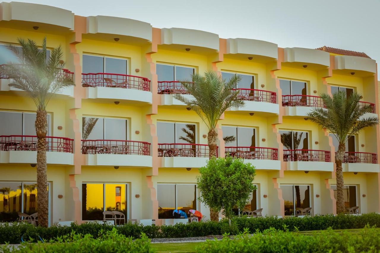 Amarina Queen Resort & Aqua Park Marsa Alam Exterior foto