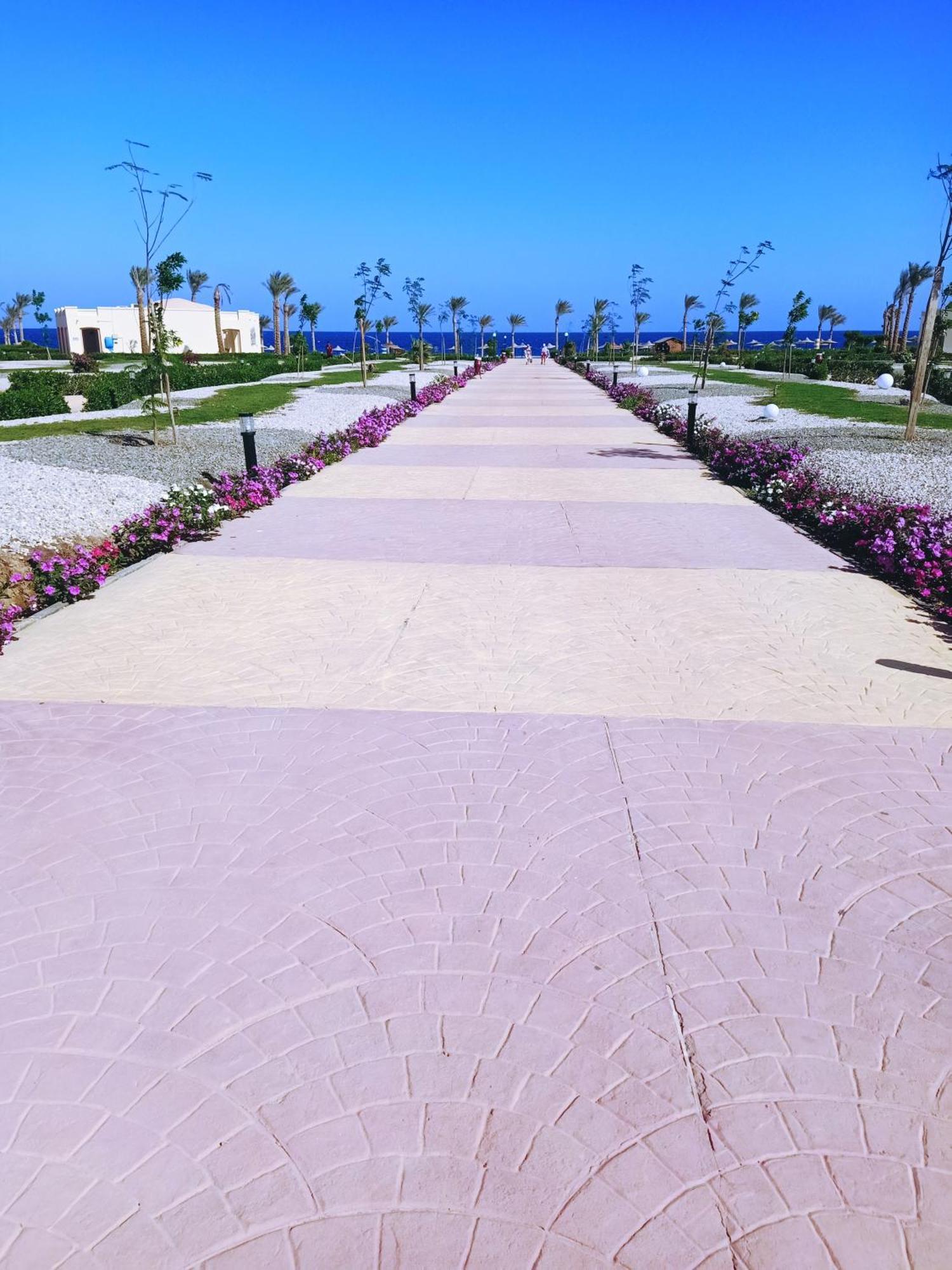 Amarina Queen Resort & Aqua Park Marsa Alam Exterior foto